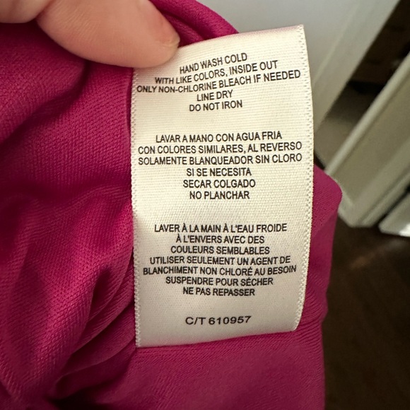 Size 4 Women’s Taylor Pink Halter Maxi Dress - Picture 6 of 6